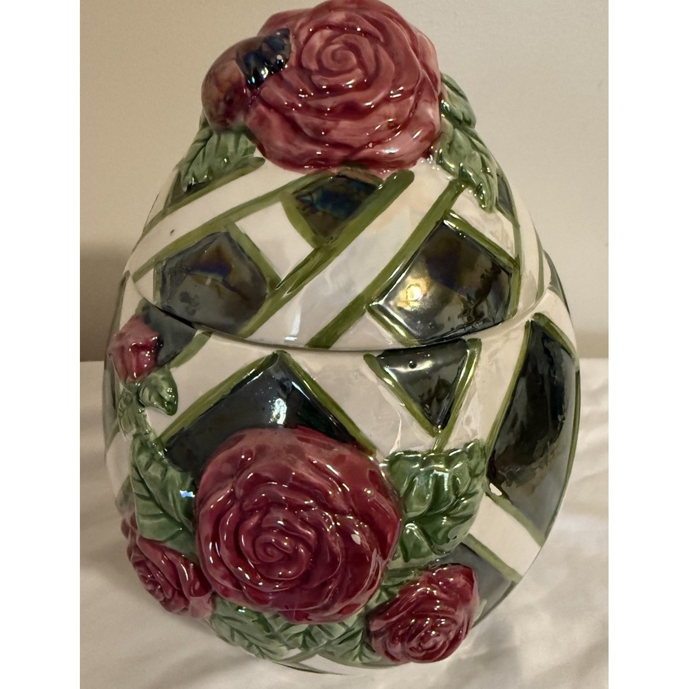 Vintage Green Mauve Pink Roses White Lattice Cookie Jar Purple Lady Bug‎